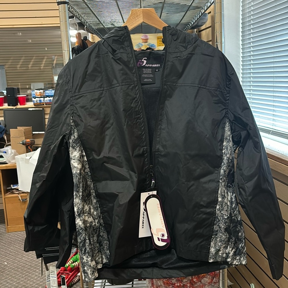 Women’s windbreaker, brand new